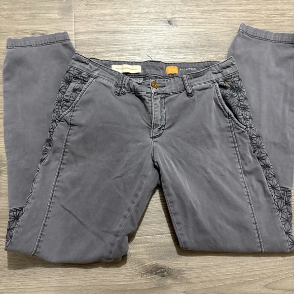 Anthropologie Pilcro Letterpress Hyphen Embroidered Gray Skinny Jeans Sz 27 - Picture 2 of 15
